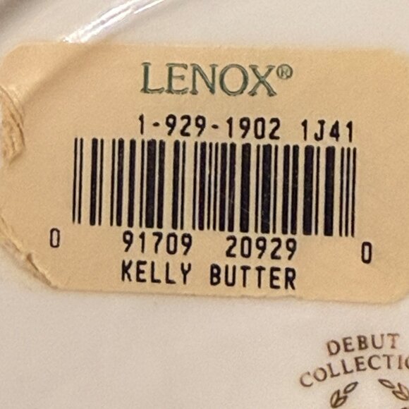 Lenox VTG “Kelly” 4 pc gold trim includes butter, salad, lunch, dinner plates-F - Picture 7 of 13